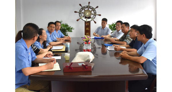 ▌長嶺紡電新聞 ▌省科技廳、市科技局領(lǐng)導(dǎo)到長嶺紡電調(diào)研指導(dǎo)